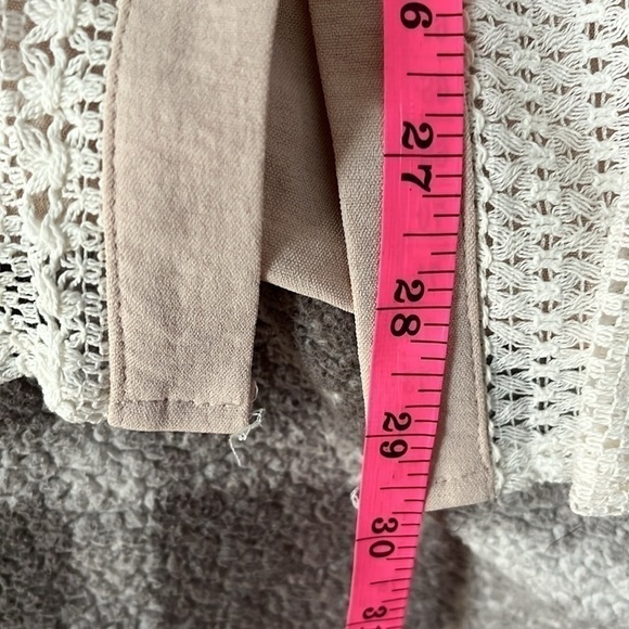 Women’s Tan Fabric Back Of Shirt And Lace Front And Sleeves Size XL (12) NEW - Picture 7 of 8